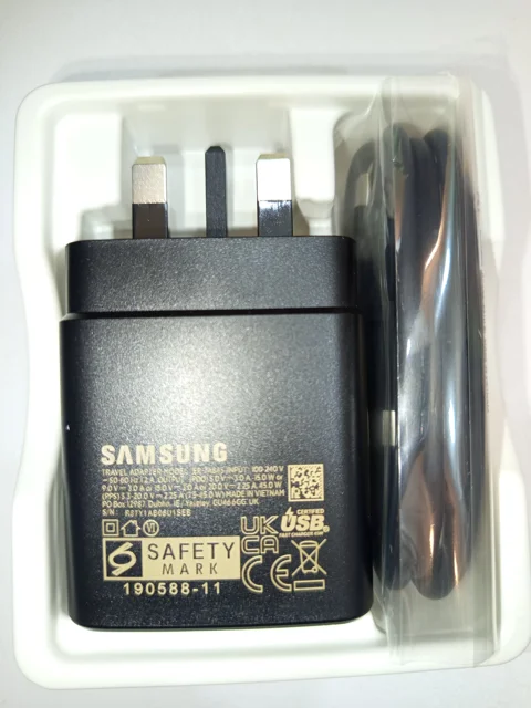 سبد 10 عددی شارژر 45 وات با کابل اورجینال سامسونگ سه پین مدل Ta-845